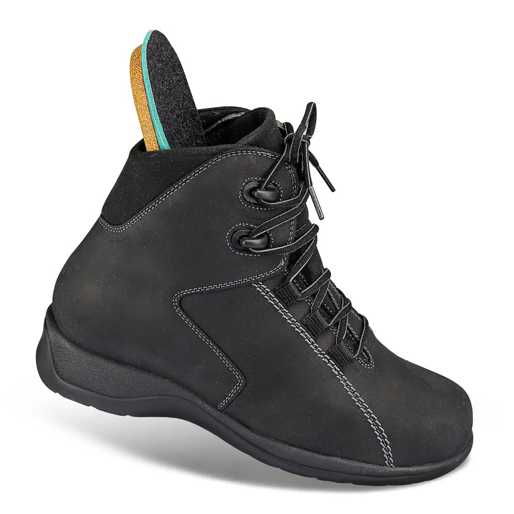 35 - Halbstiefel CINDY schwarz