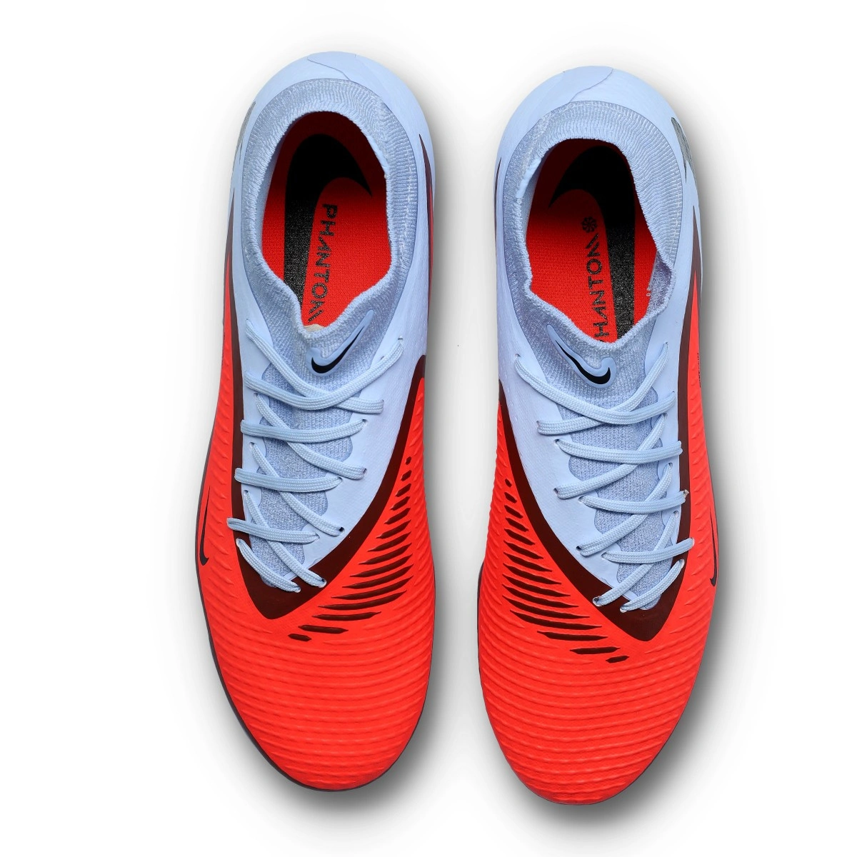 Chuteira Nike Phantom 6 High Academy FG/MG