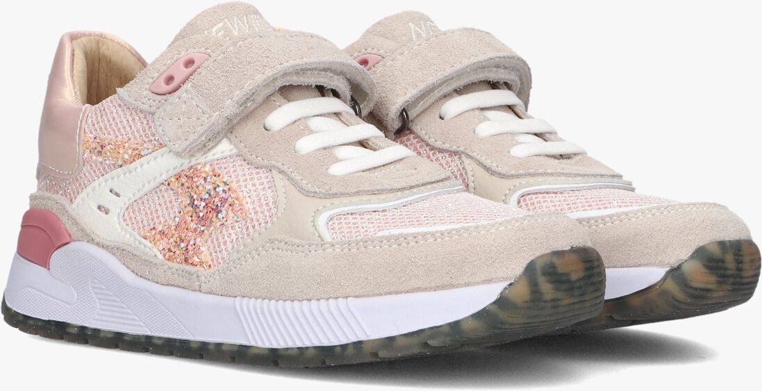 SHOESME beige shoesme lage sneakers st24s006