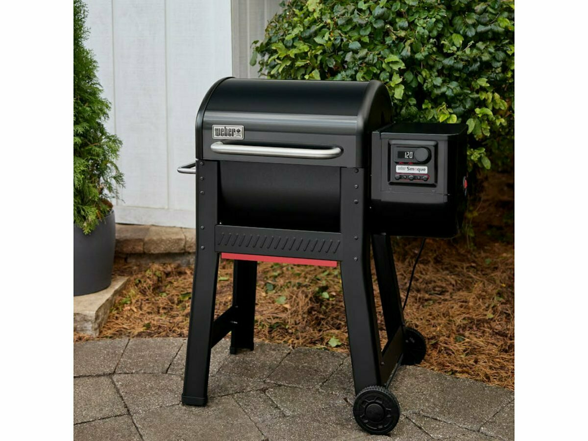 Weber Smoque pellet barbecue