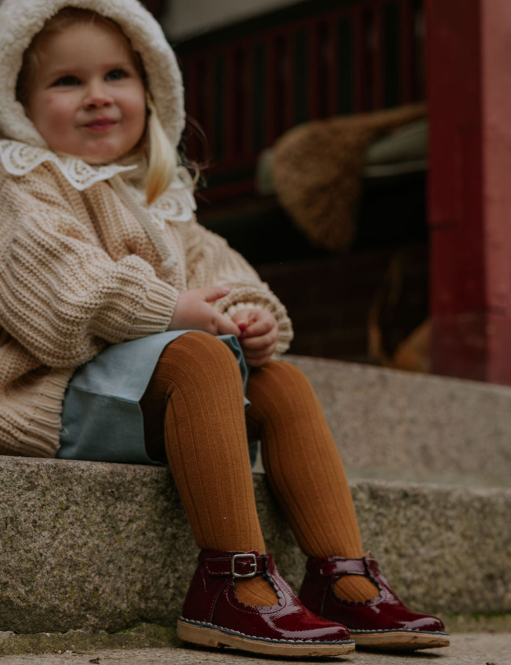 T-Bar Scallop - Burgundy Patent