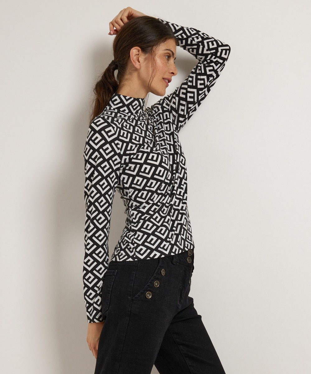 retro turtleneck top