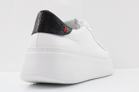 GIO+ Sneaker