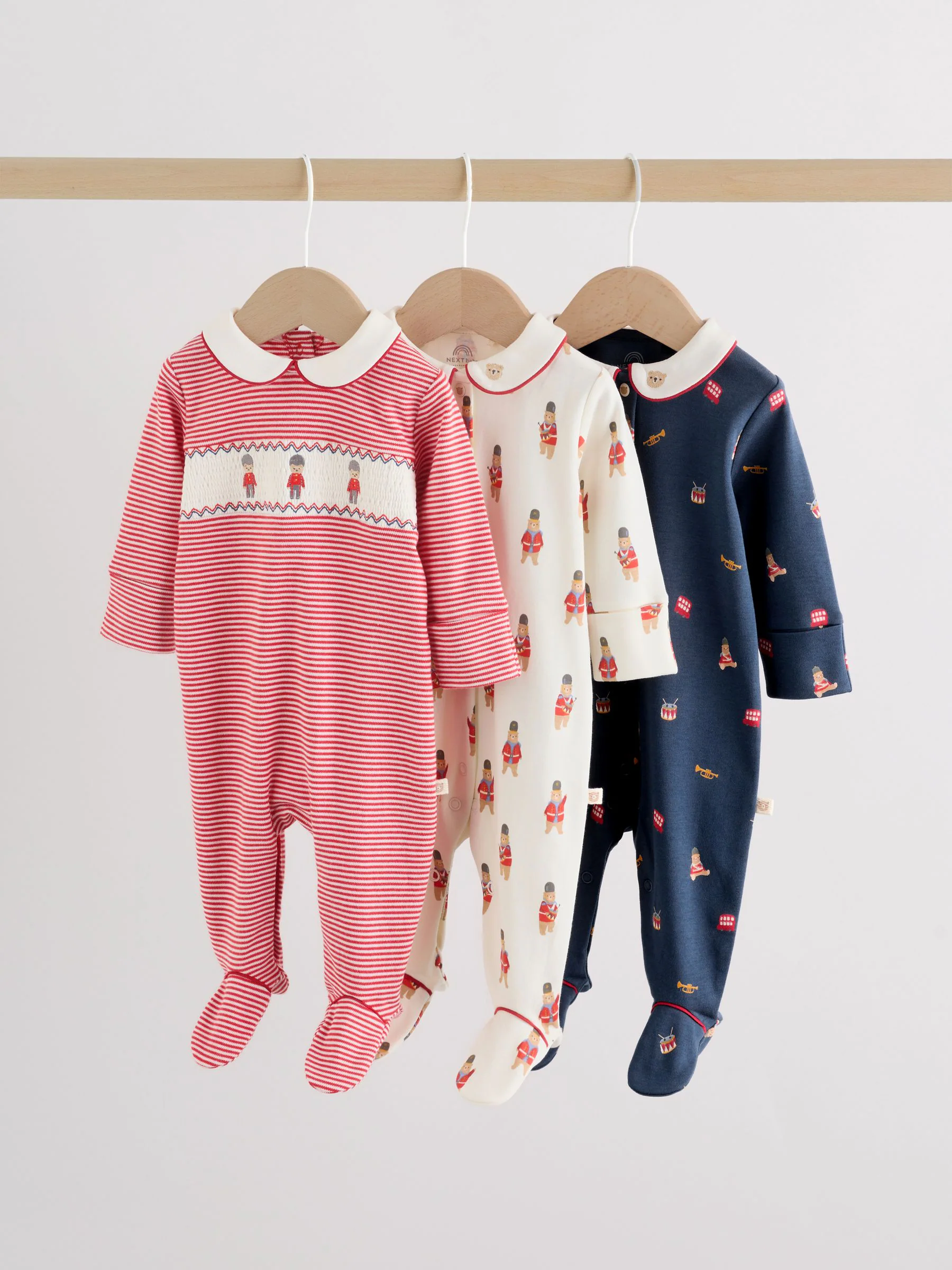 Rood met beer - Verpakking van 3 babypyjama's (0-2jr)