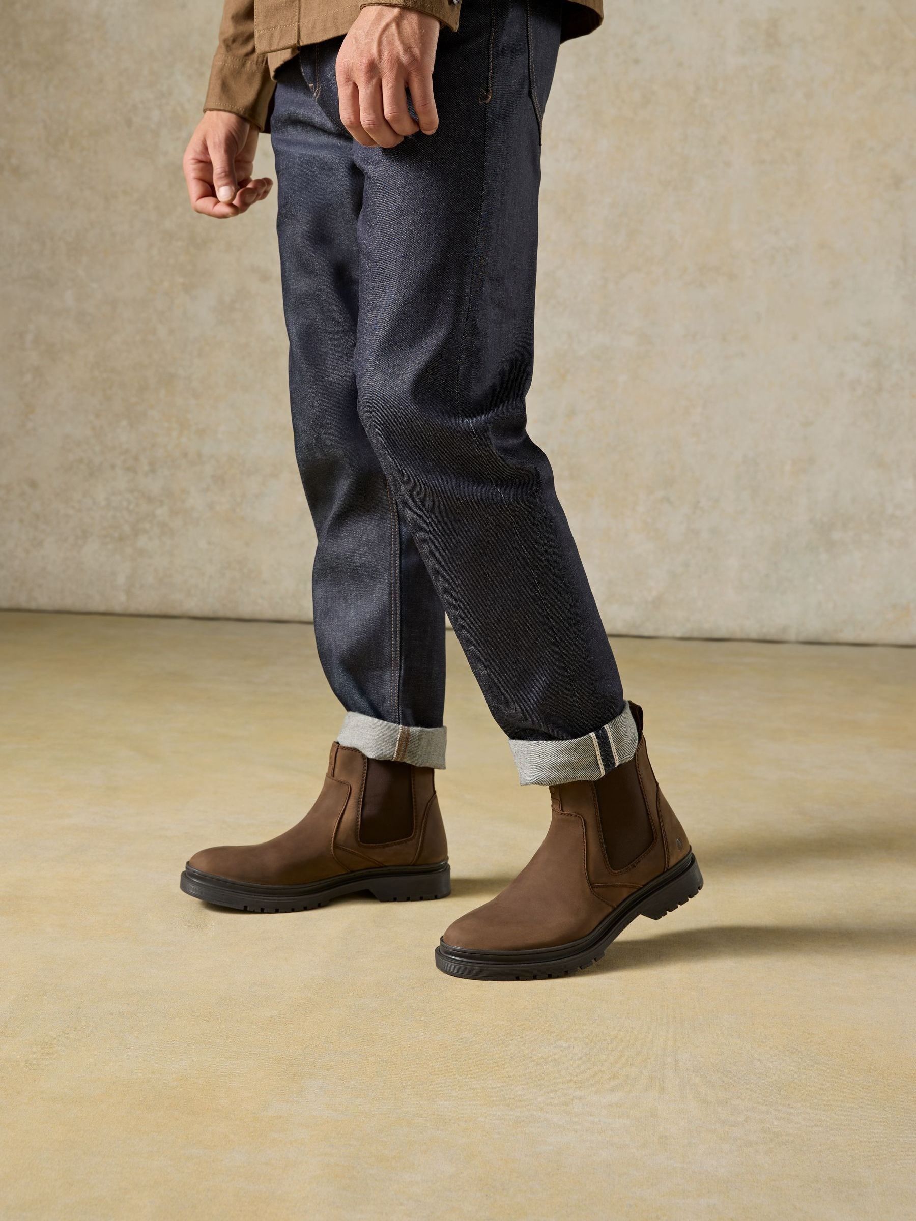 Bruin - Hush Puppies Jamie Chelsea Boots
