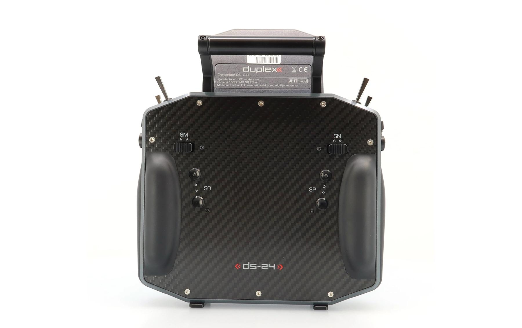 Fernsteuerung DS-24II Carbon Line Gray 24 Kanal, Duplex EX<br>Professioneller 24-Kanal-Sender mit Geber auf Rückseite und Carbon-Frontplatte