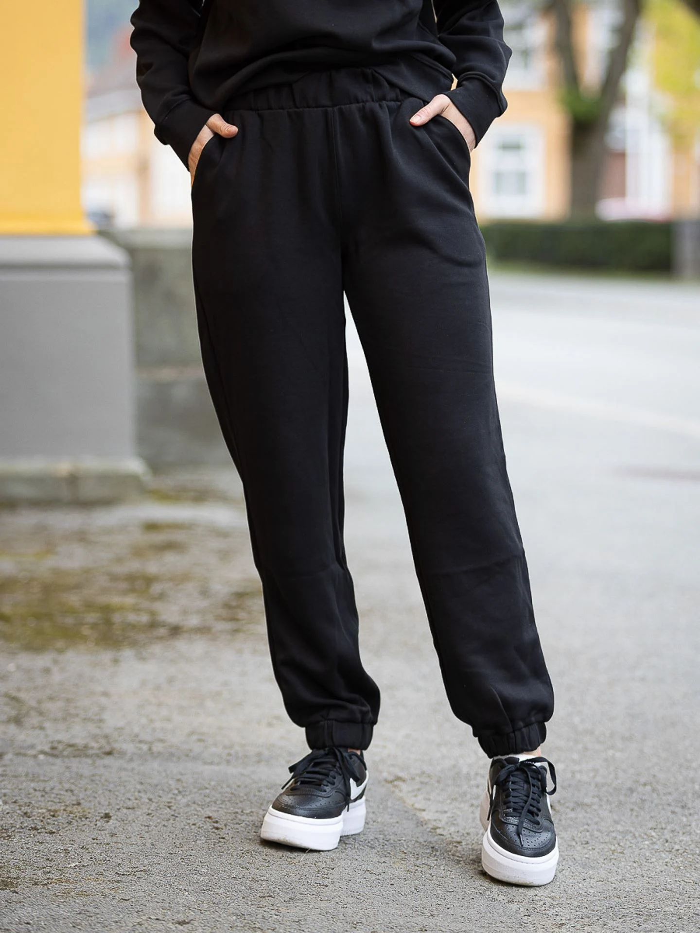 Ima Q Sweat Pants