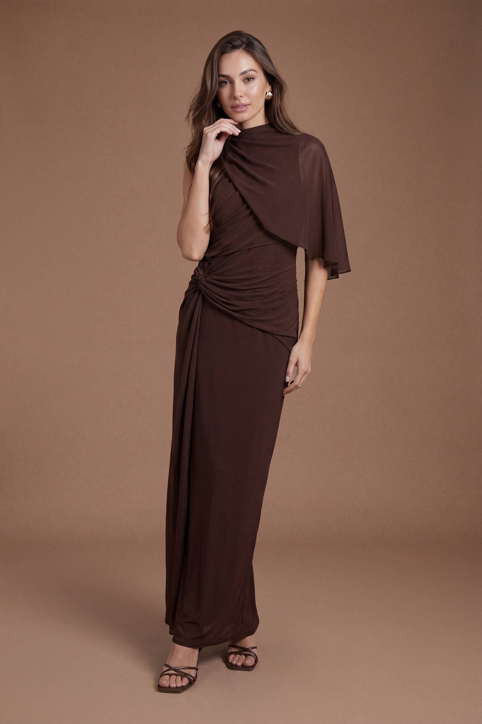 Coast Robe De Demoiselle D'honneur Drapée À Col Montant De La Collection Contour