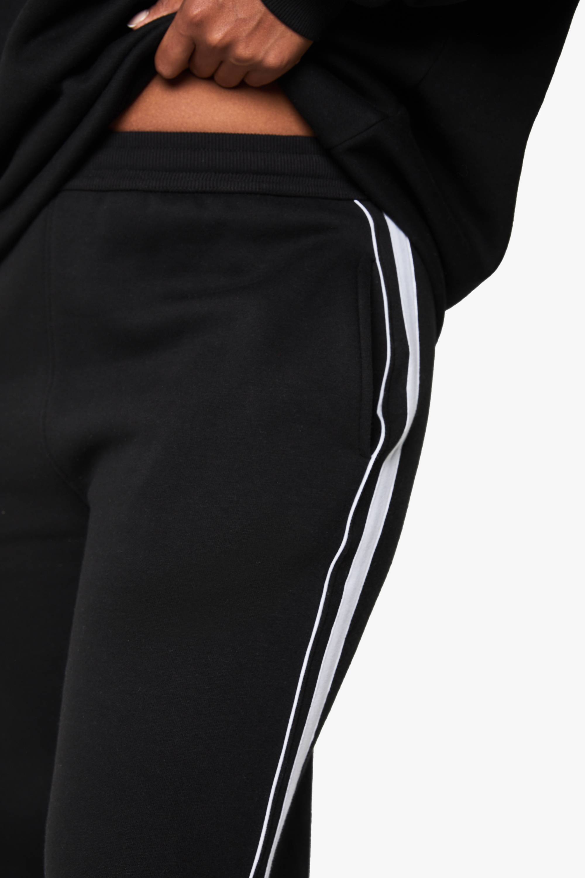 boohoo Joggeurs à jambes larges Plus Side Stripe
