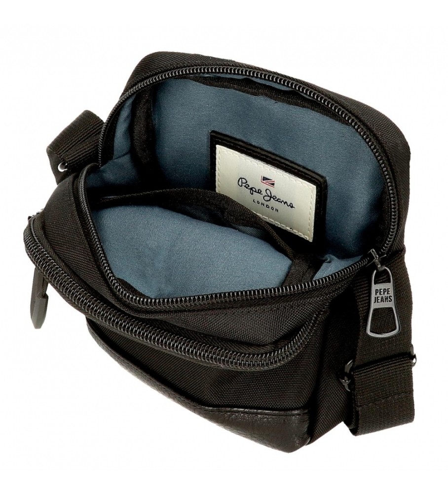 Bolsa de ombro pequena Leighton da Pepe Jeans, preta.