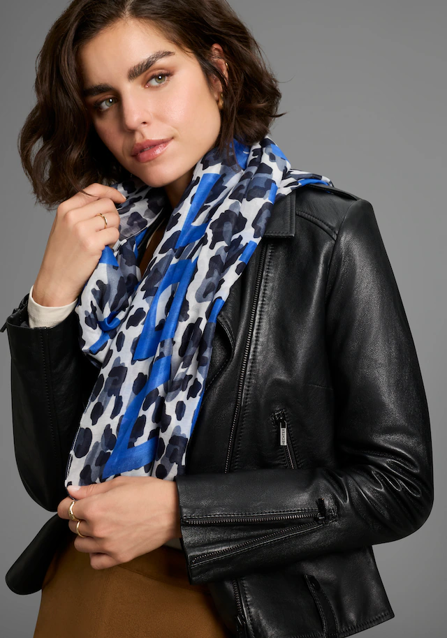 Laura Scott Modetuch , in Schalform mit trendigem Leo-Allover- & leuchtendem Schriftzug - NEW
