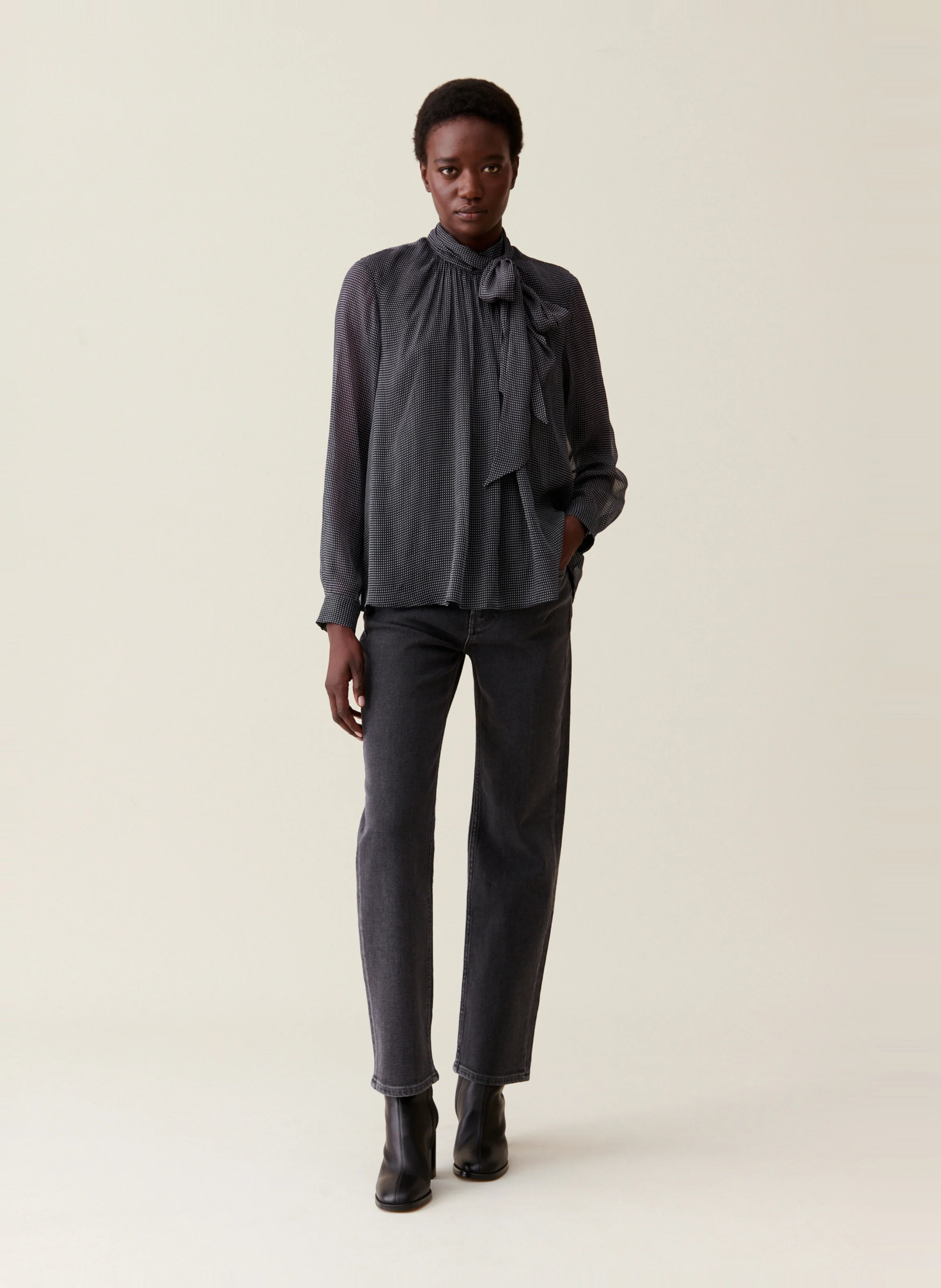 Blouse à col lavallière | Bleu