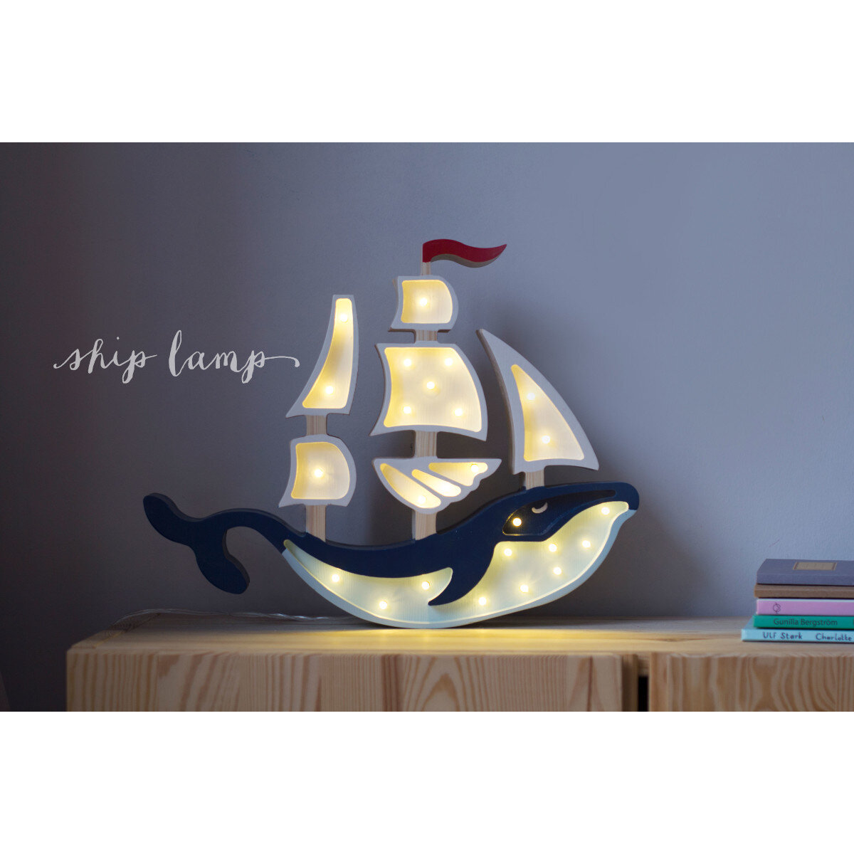 Little Lights Little Lights Nachtlicht Lampe Schiff Wal