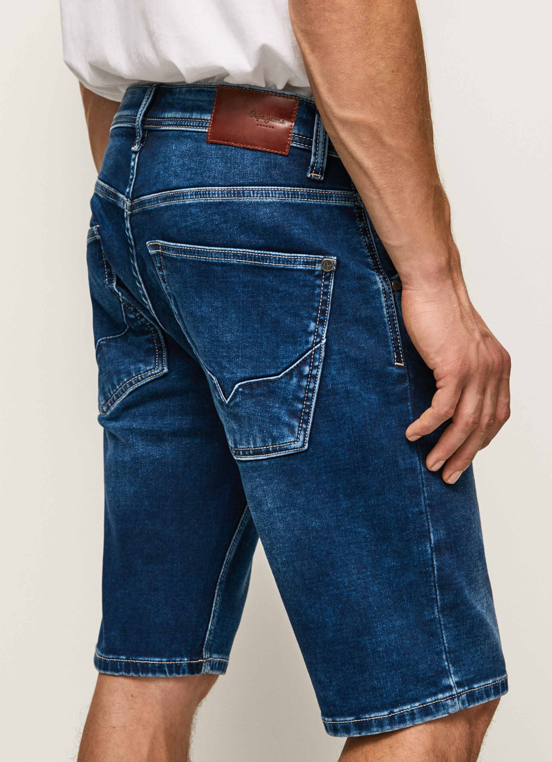 BERMUDA DENIM TRACK FIT REGULAR - denim