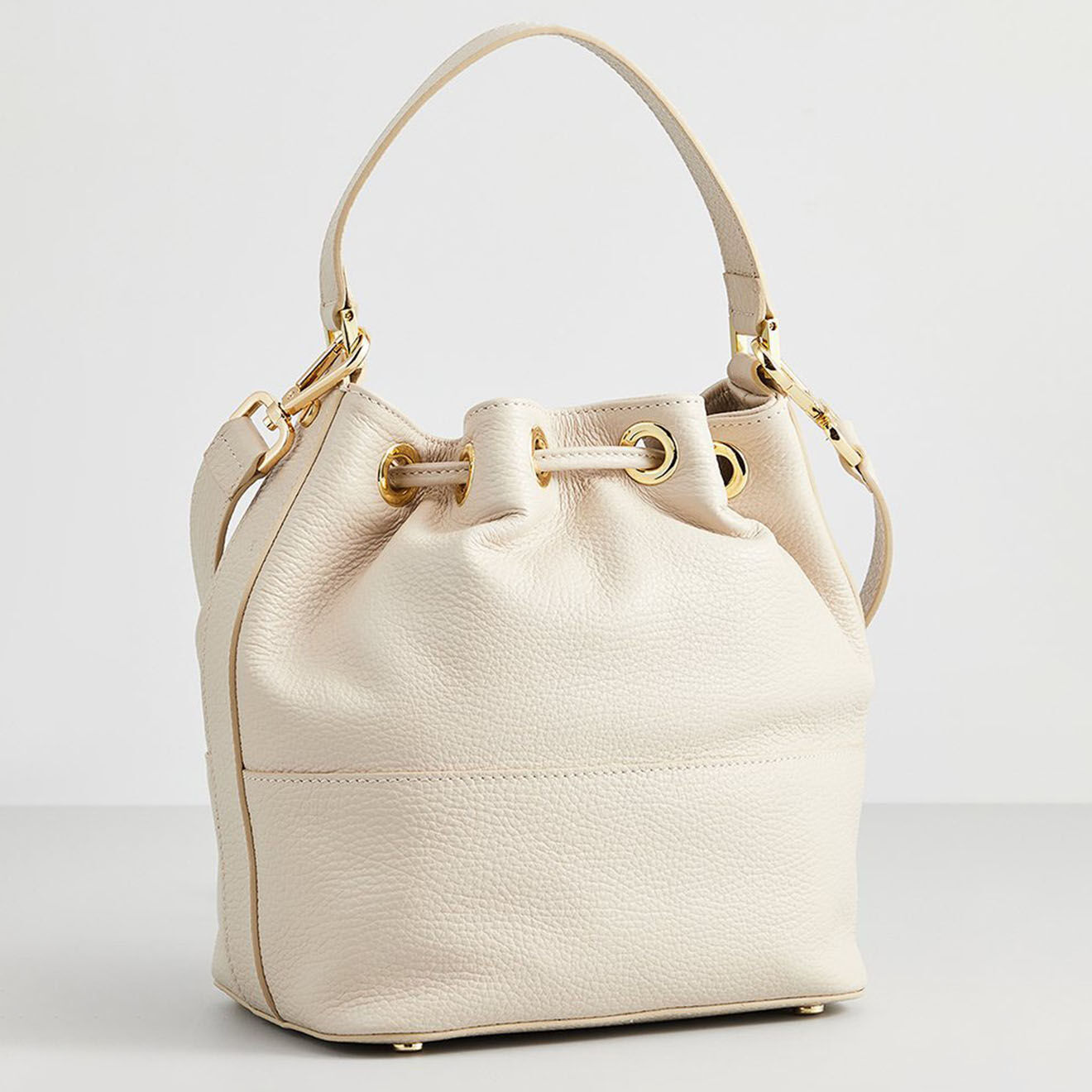 Christian Laurier Sac seau en Cuir Kate blanc cassé - 38x22x17 cm