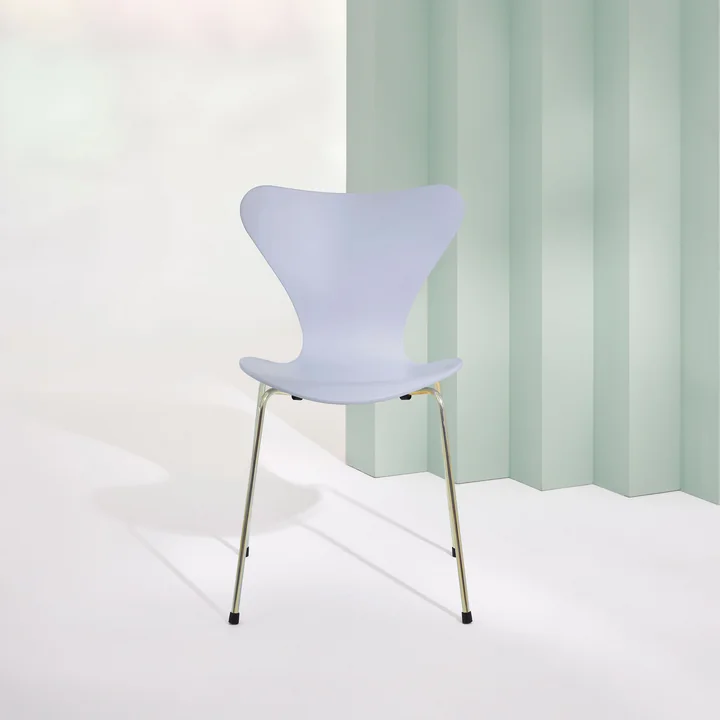 Fritz Hansen - Serie 7 Stuhl ungepolstert, rainbow / 7:14 AM beige (Special Edition 2025)