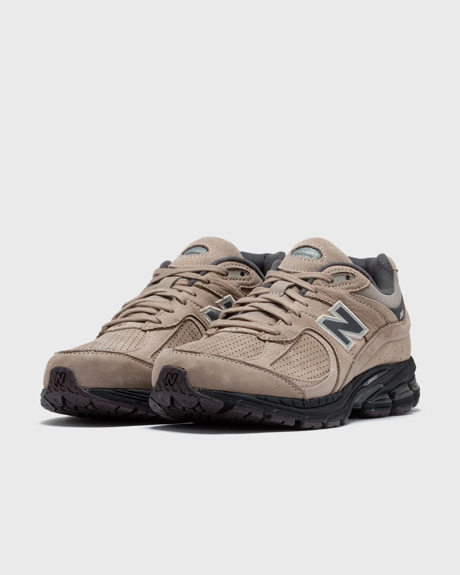 New Balance 2002R