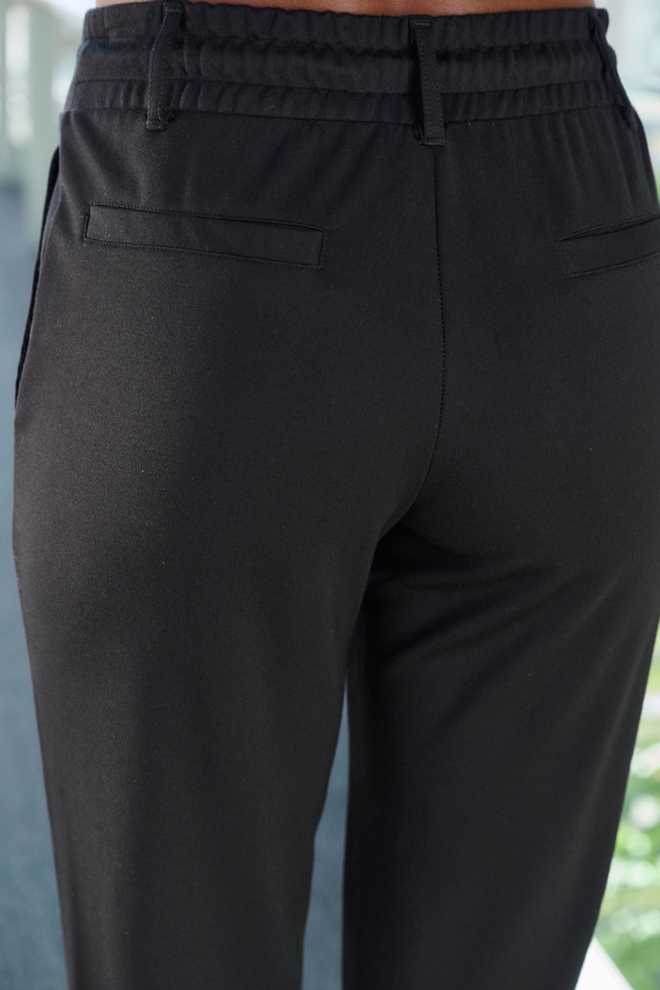 LASCANA Jogger Pants  mit elastischem Bund und Gürtelschlaufen, Loungewear