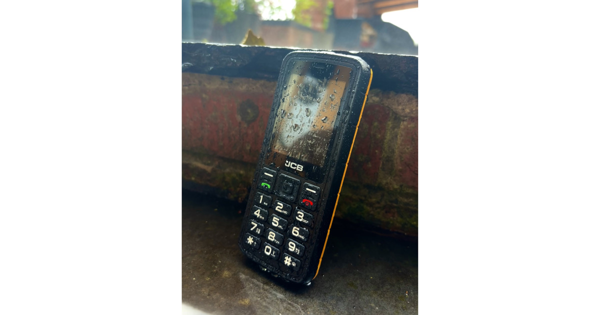 JCBTradesman 2F mobiele telefoon  (Zwart/oranje, 2.4