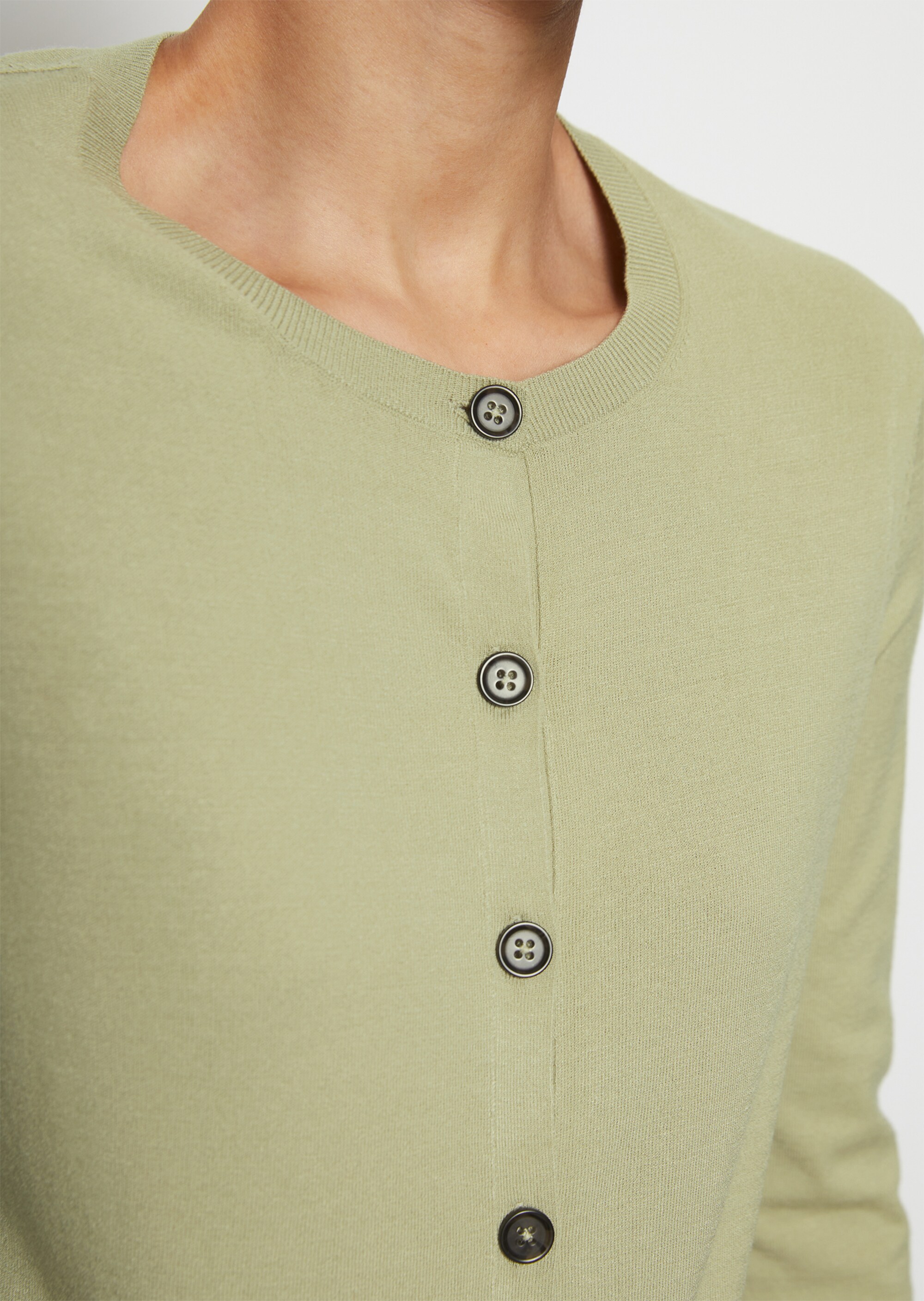 Feinstrick-Cardigan slim aus LENZING™ ECOVERO™