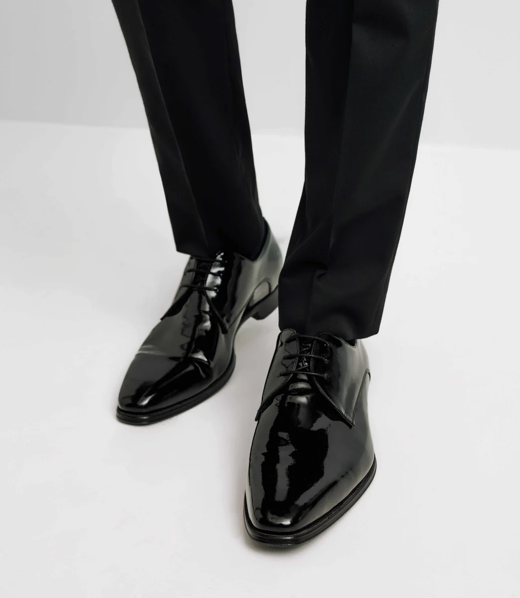 Chaussure derby vernis noires