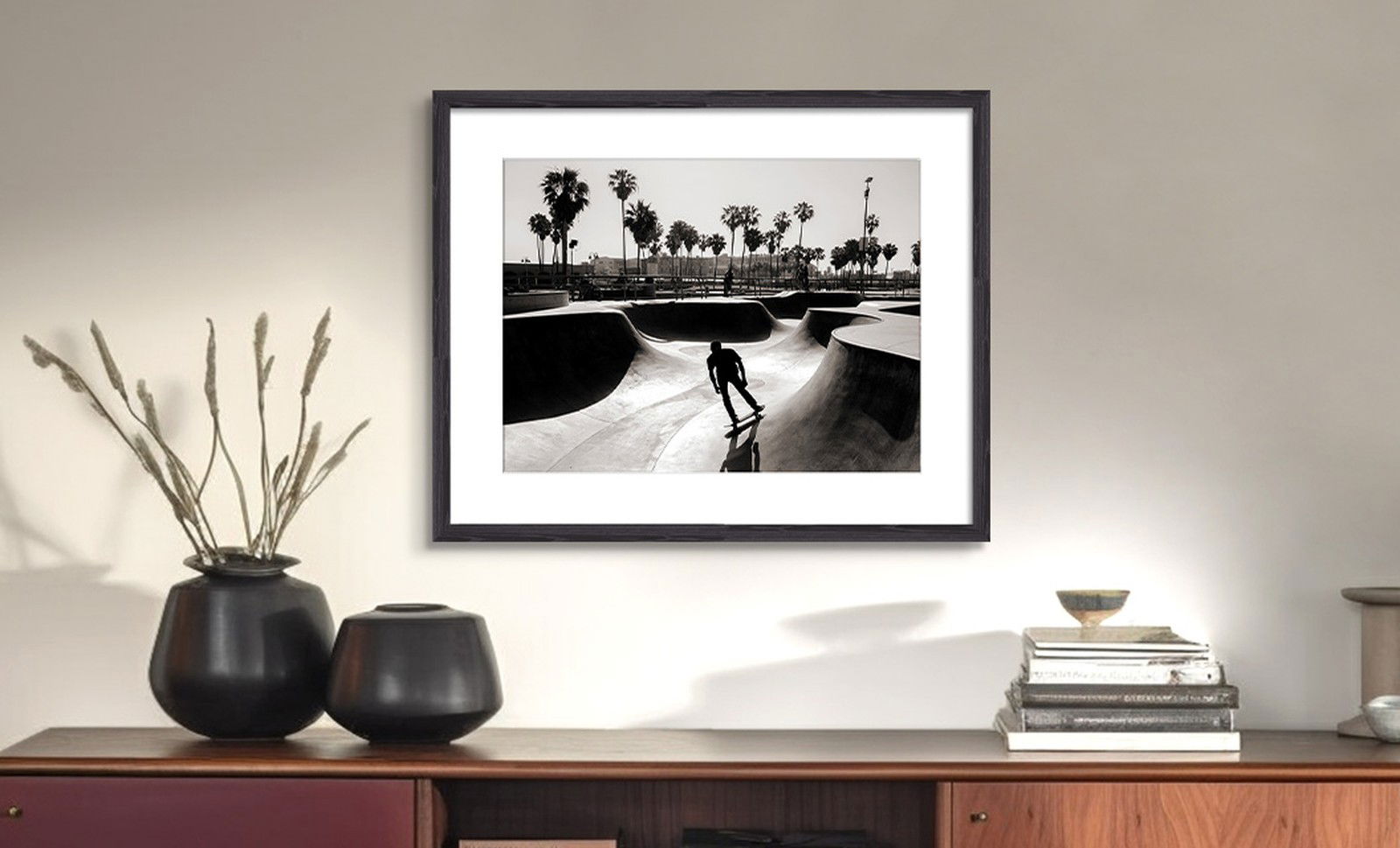 Venice Beach by Classic Collection III - Darlings - Small Limited Edition. 30x40.