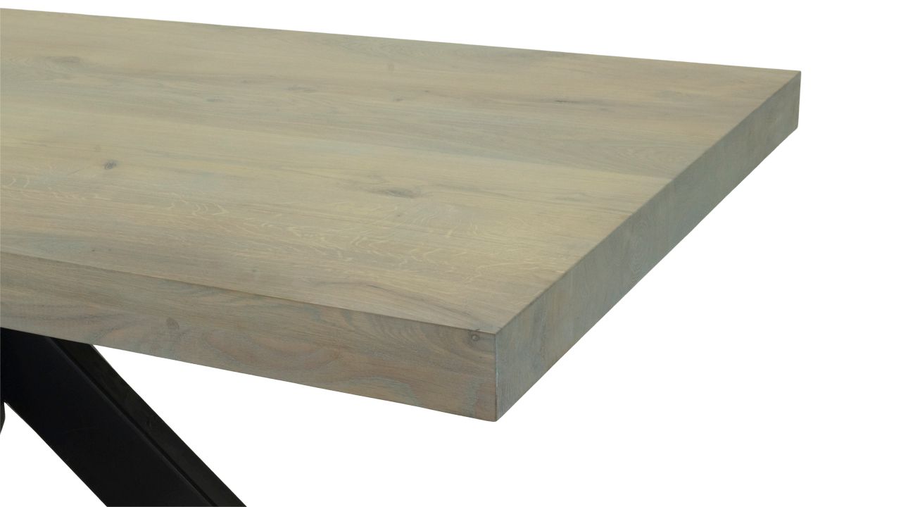 Eettafel Lavas