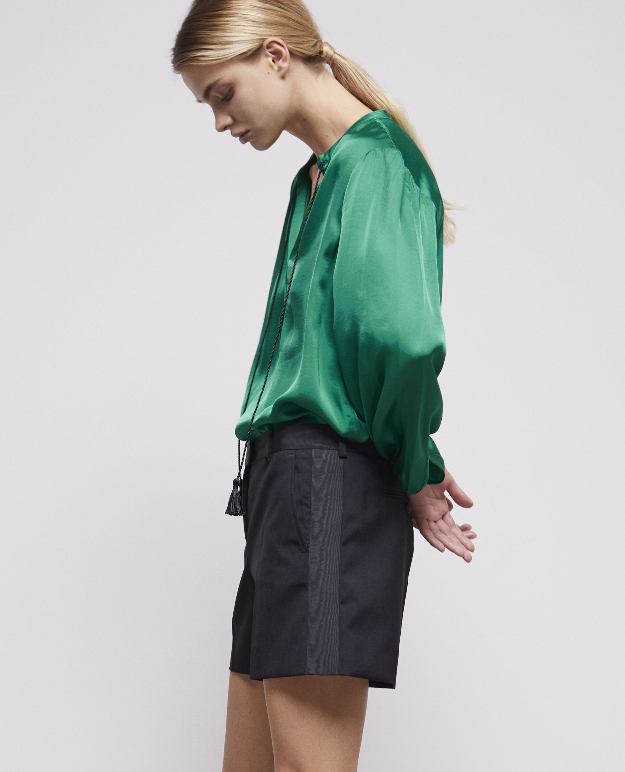 Short en laine noir