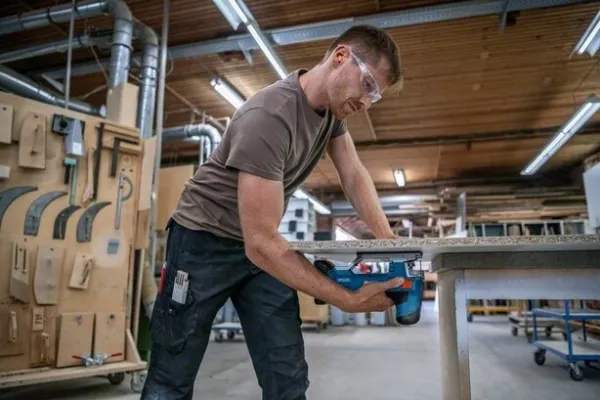 Bosch STIKSAV GST 18V-155 SC SOLO - SOLO