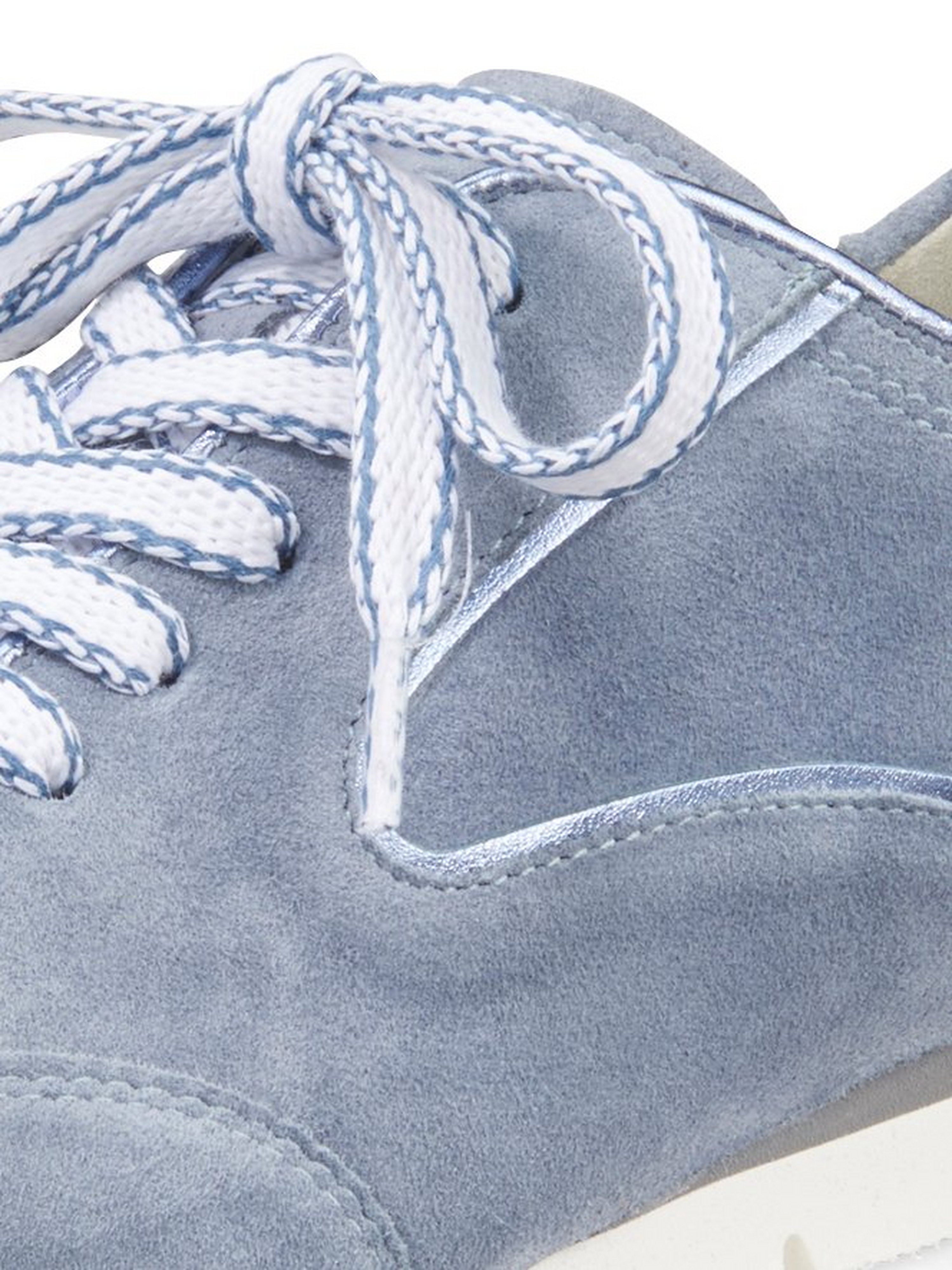 Sneaker