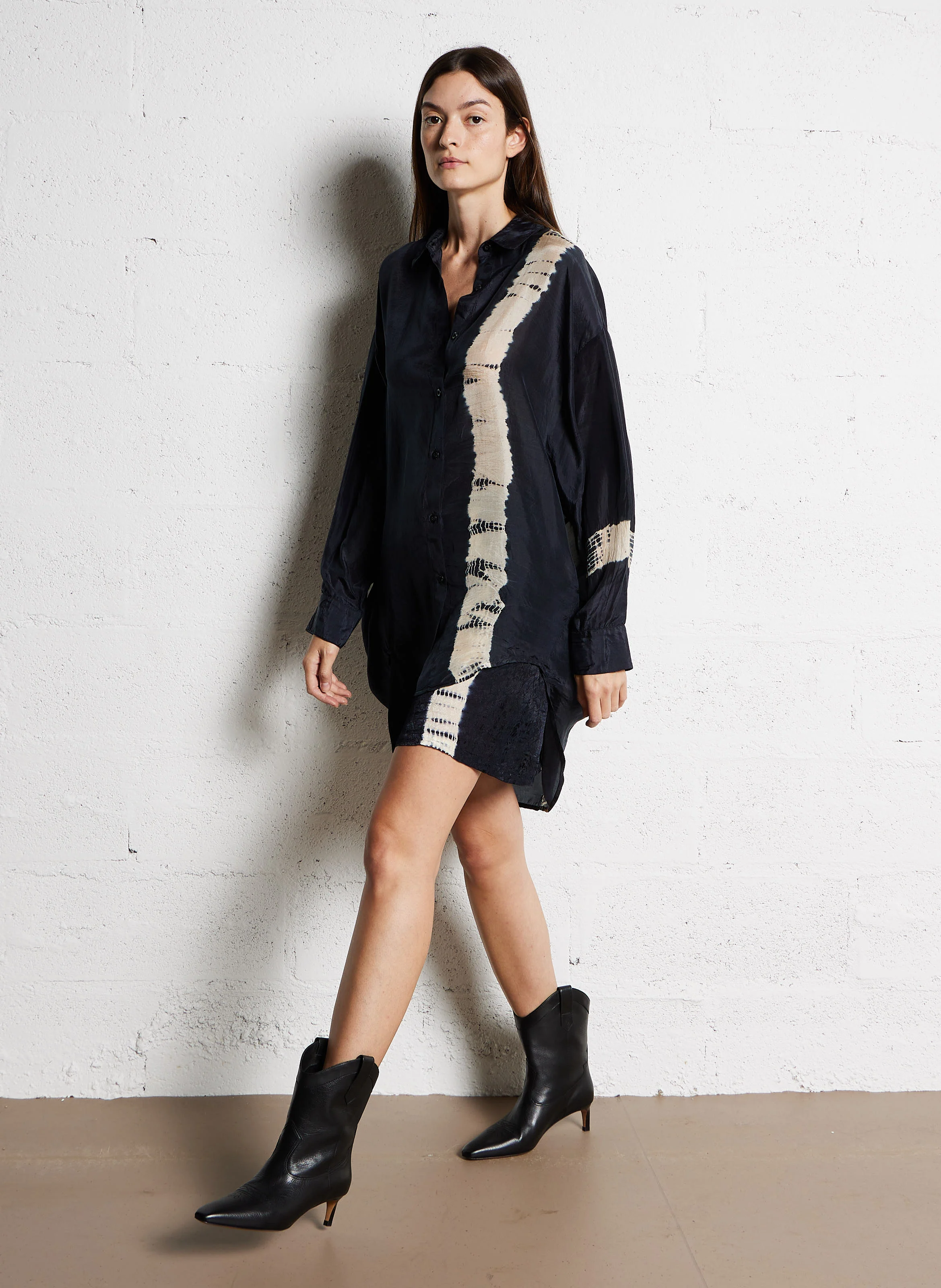 LIDY - Chemise oversize col classique en soie | Noir