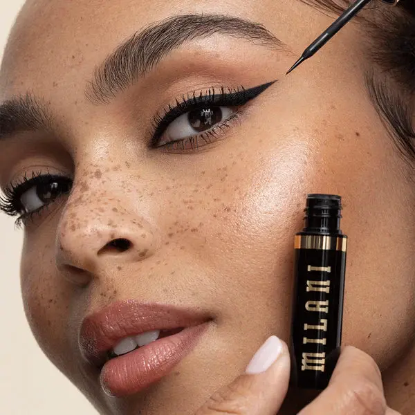 Stay Put Infinite Liner Black