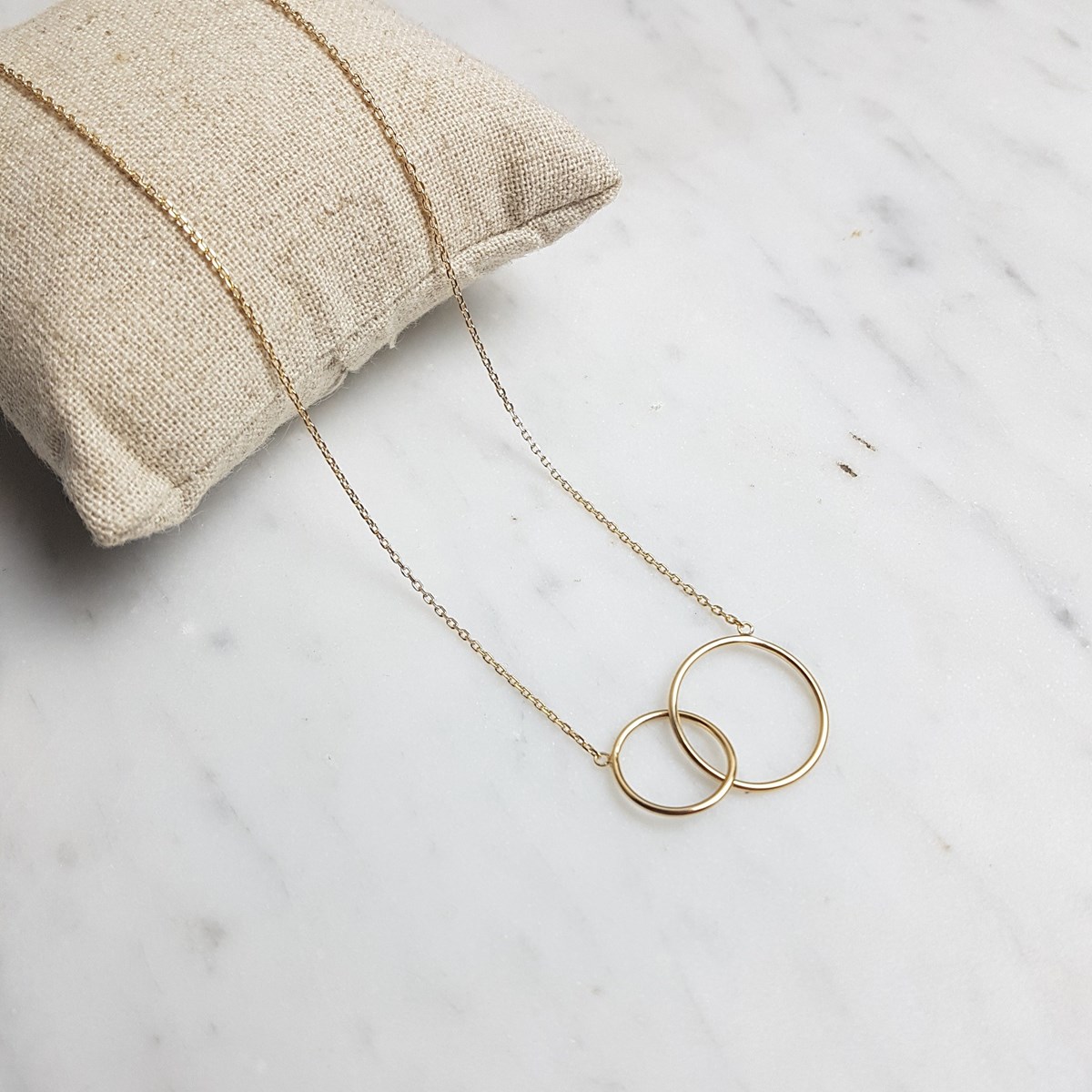 Collier Fin Plaqué Or Mode Tendance 2 Anneaux Entrelacés Cercles