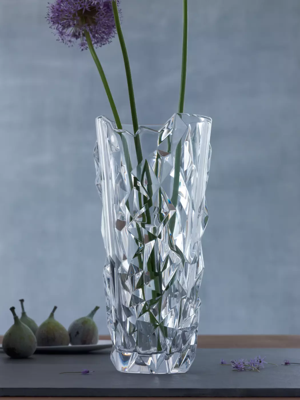 Vase Sculpture 33 cm