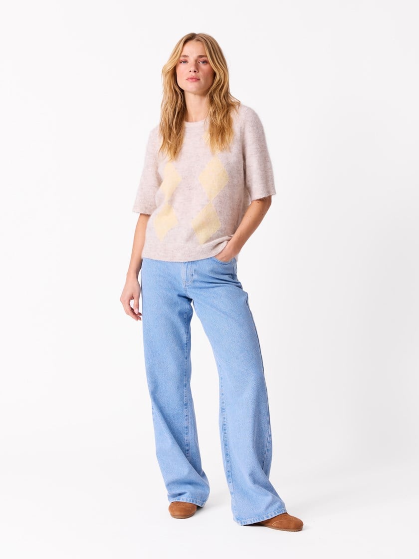 Inez genser Feather Gray