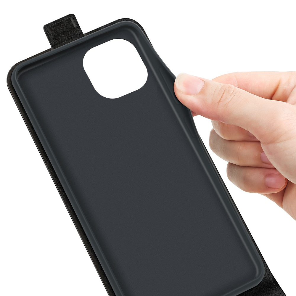 iPhone 13 Leder Tasche mit vertikaler Flip-Funktion - Schwarz