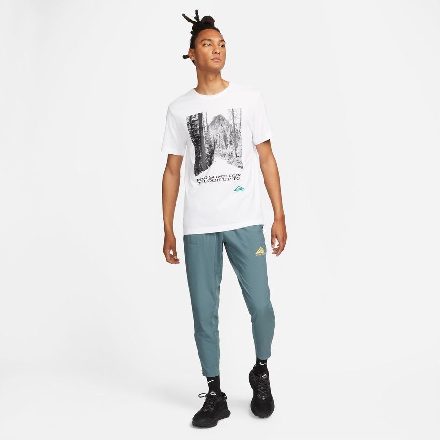 Nike T-shirt Running Dri-FIT Trail - Blanc