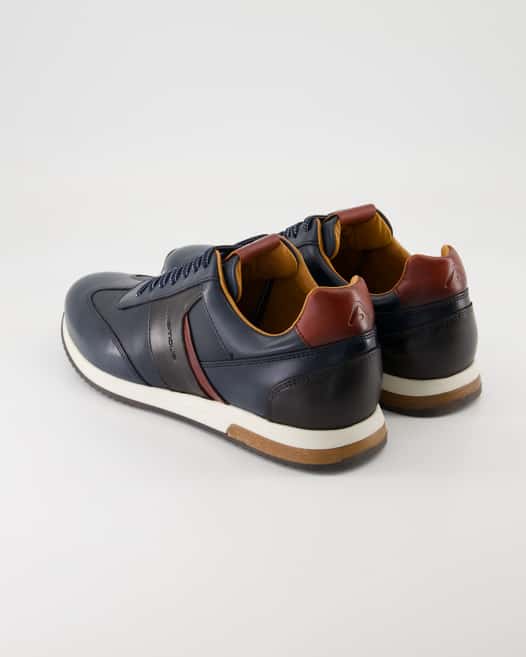 Ambitious Slow Sneaker in Blau