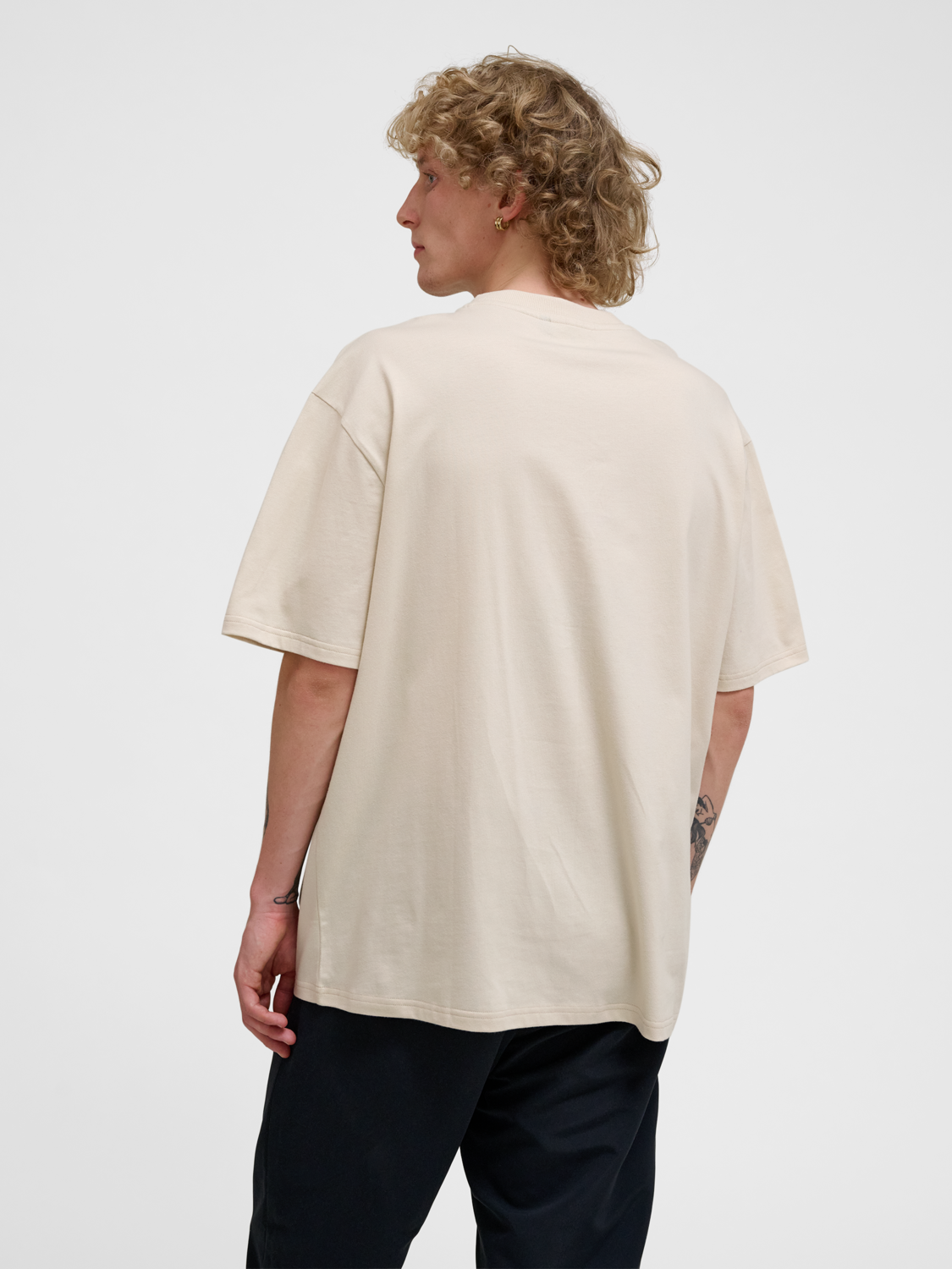 hmlLOOSE T-SHIRT BEE S/S