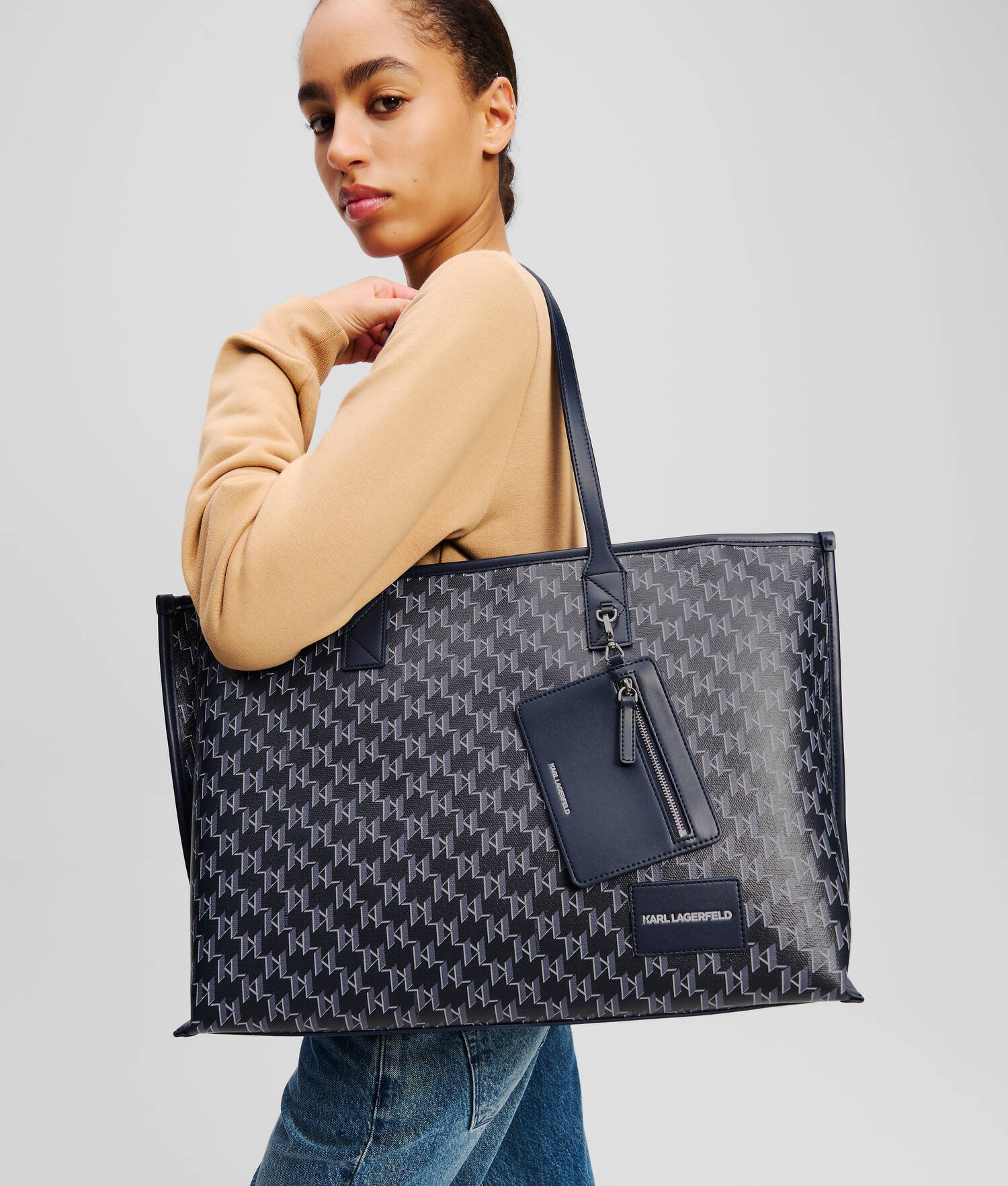 SAC CABAS K/VOYAGE - Monogramme bleu marine