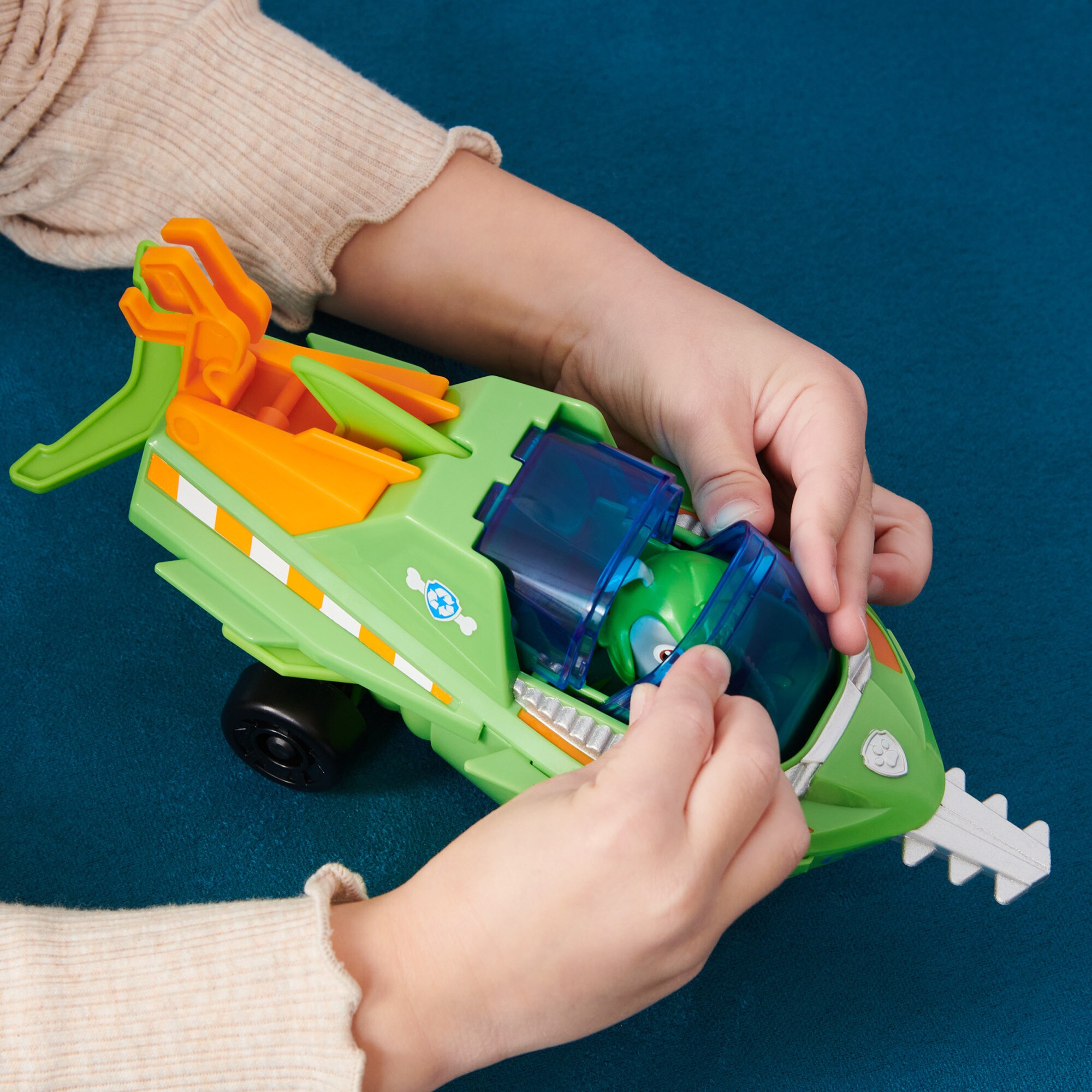 Spin Master Spielfahrzeug PAW Patrol Aqua Pups - Basis Fahrzeug im Sägefisch-Design mit Rocky-Welpenfigur