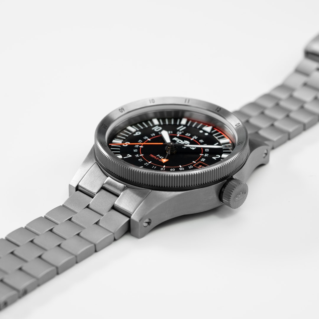 Fortis Flieger F-43 Triple GMT