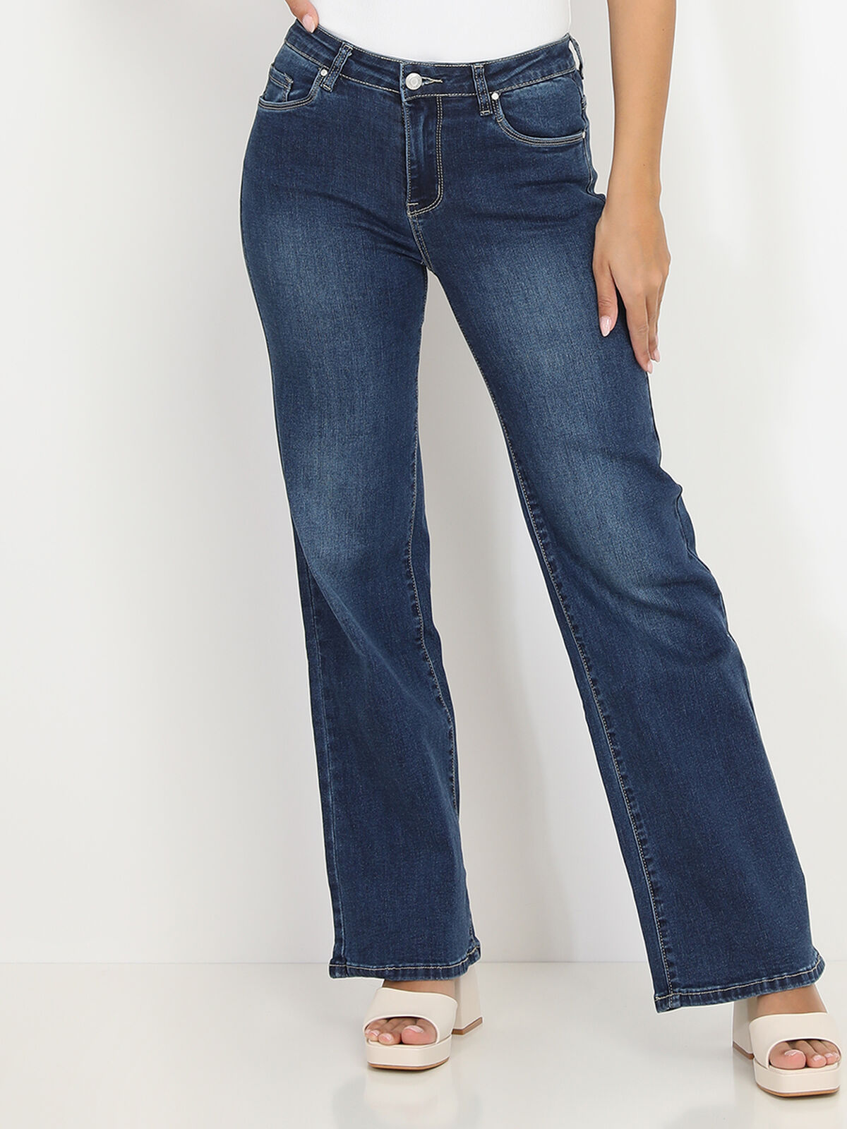 Jeans droit et ample délavé- Bleu foncé