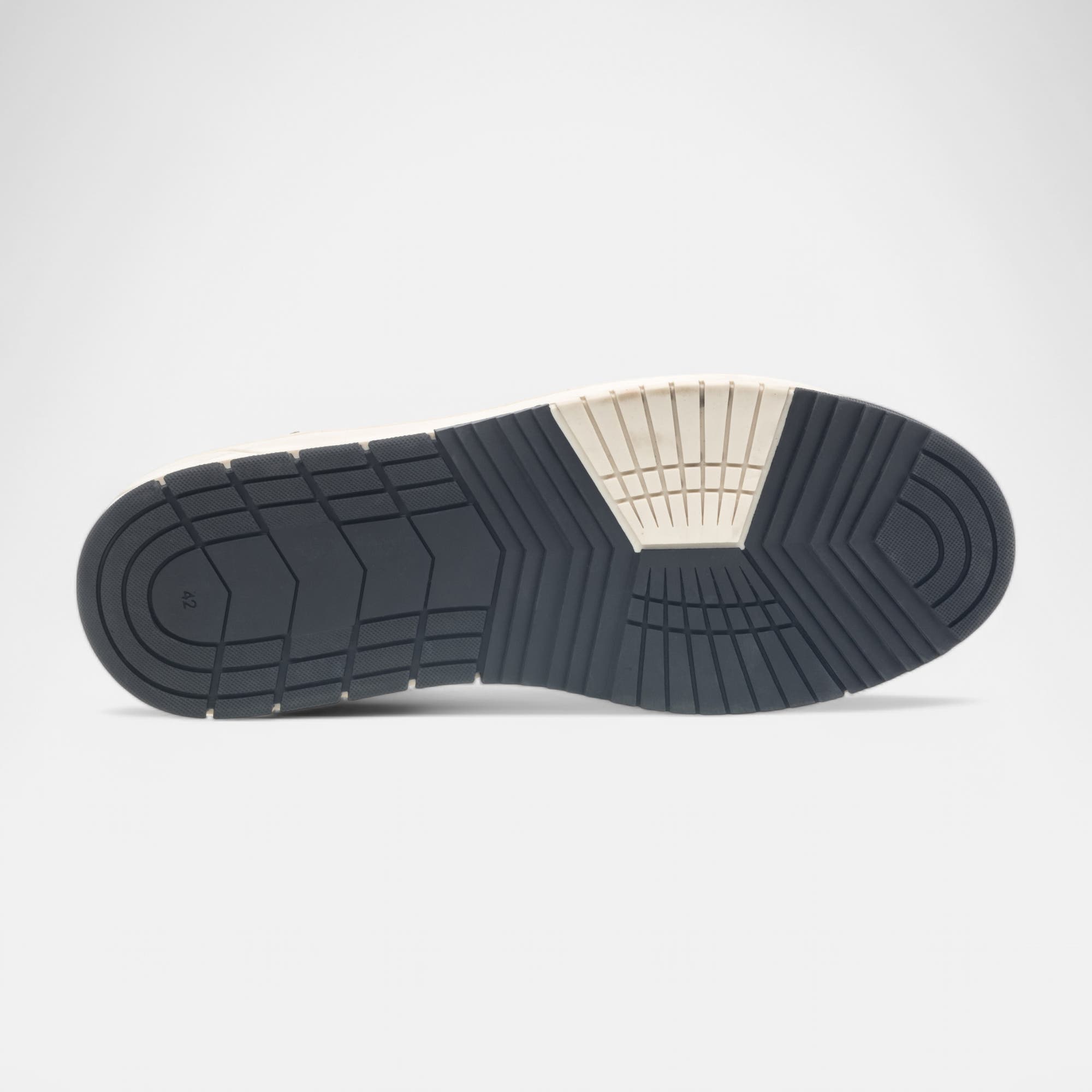 Baskets basses Homme en cuir gris