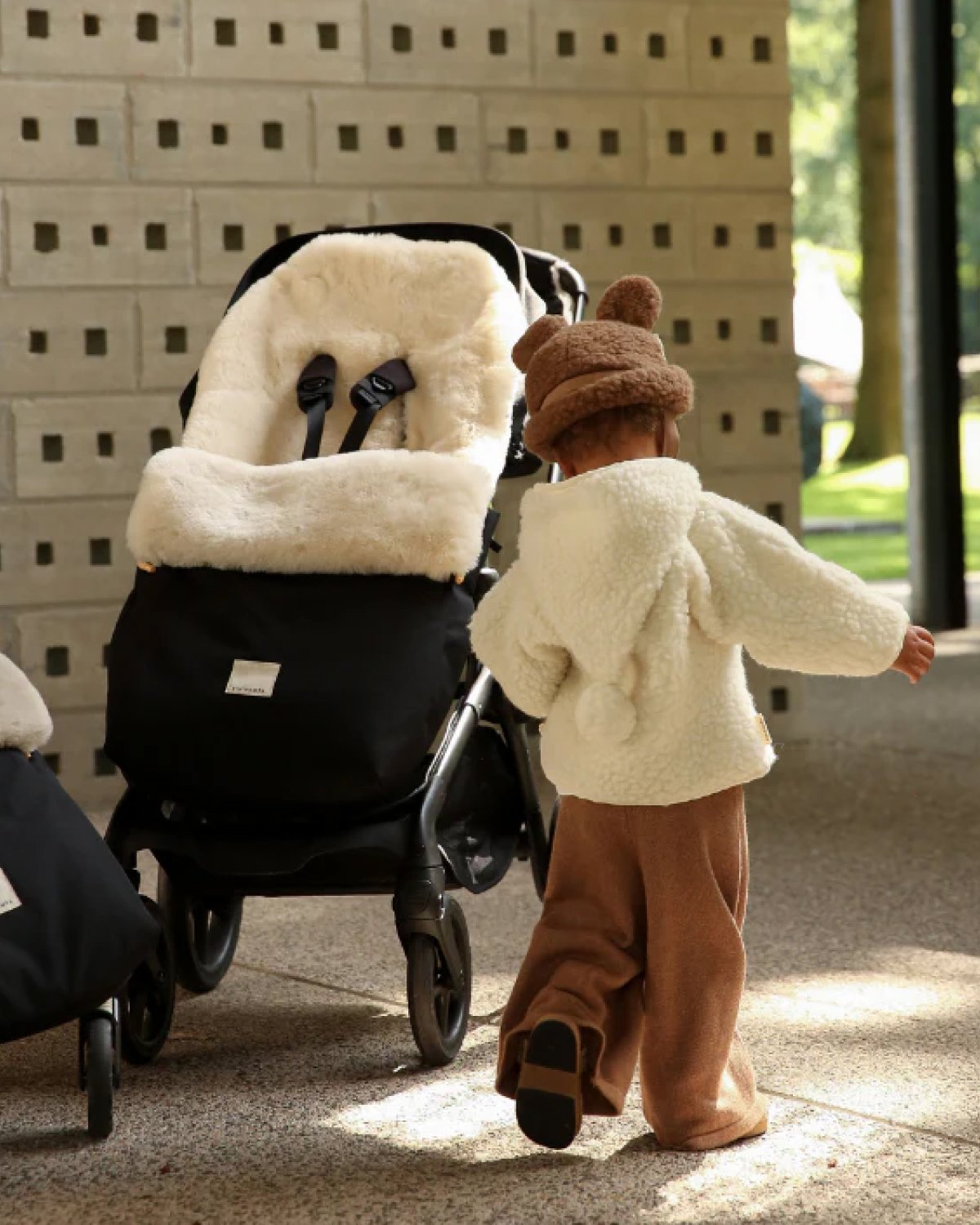 Vognpose m/ Lammeskinn – Universal Fit – Varm Vinterpose, 0-4år | Puffmuff