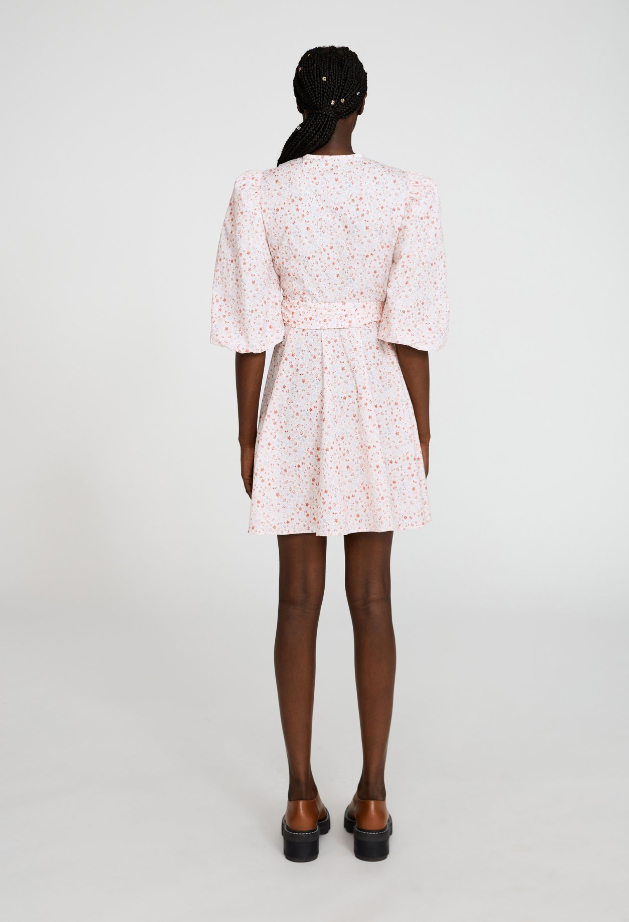 Robe courte cache c&oelig;ur