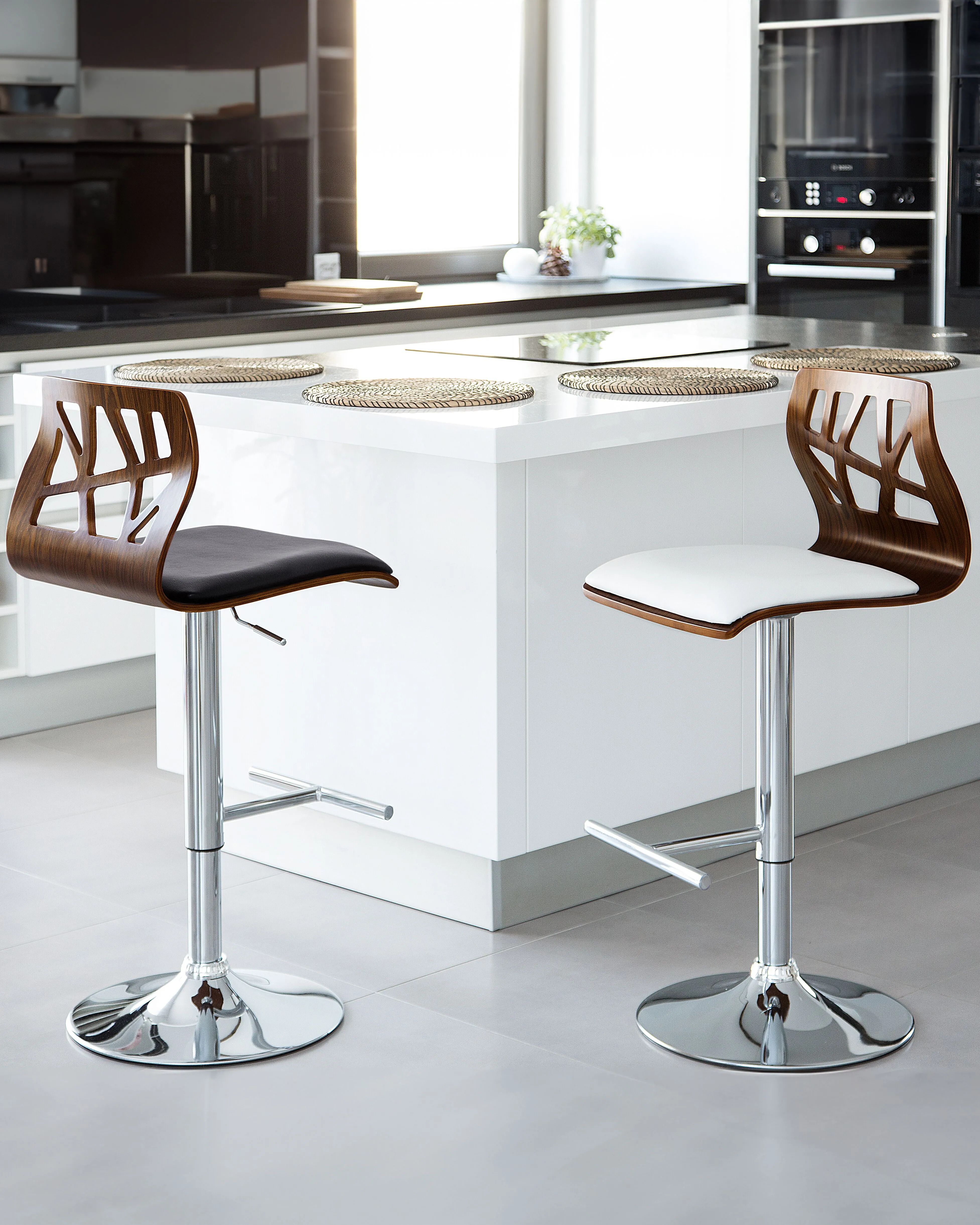 Set van 2 barstoelen PETERSBURG Kunstleer draaibaar Zwart/zilver