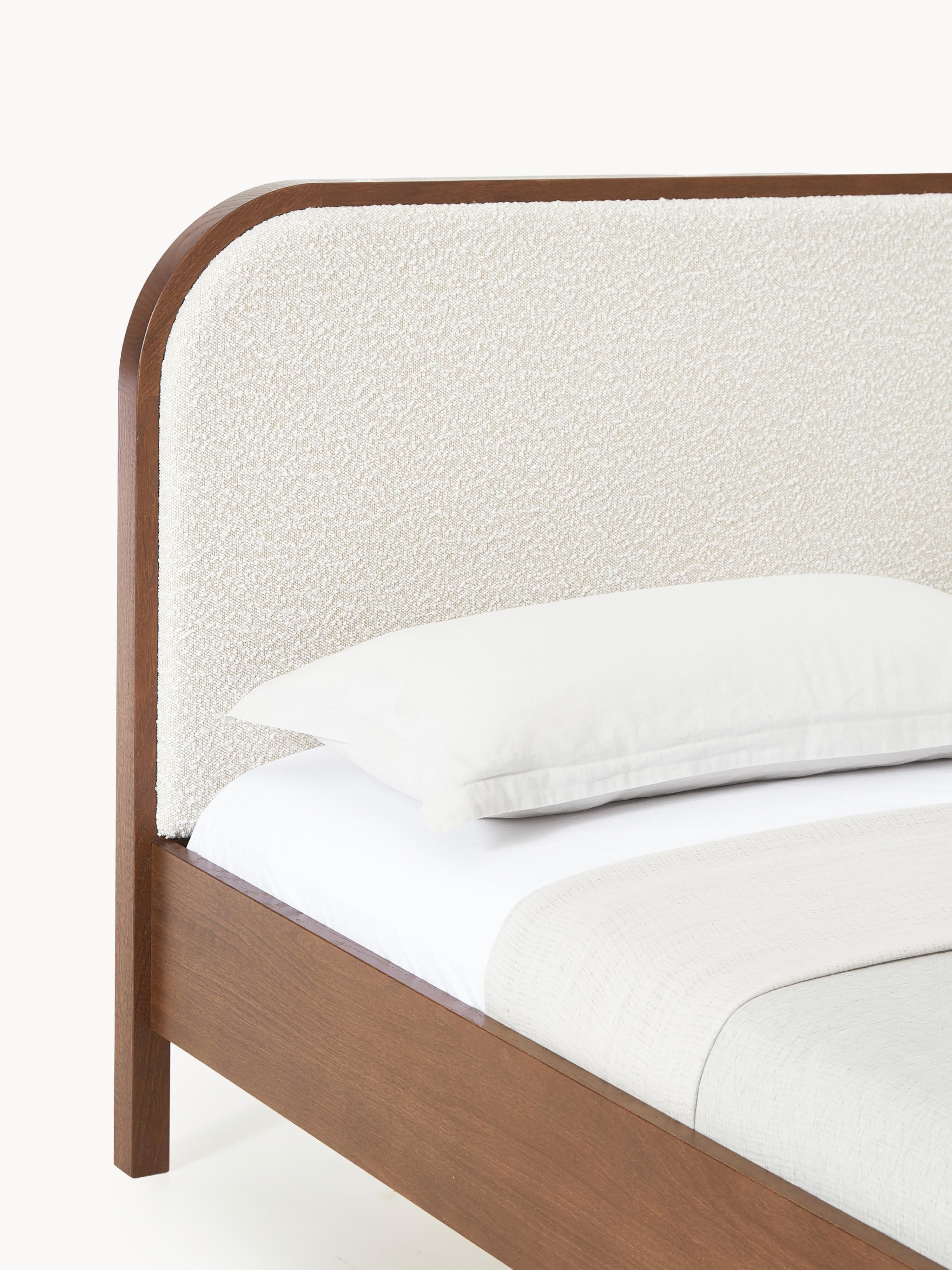 Houten bed Jones met hoofdeinde van bouclé