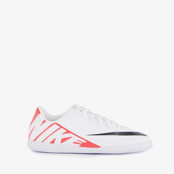 De Nike Vapor 15 Club kinder zaalschoenen wit