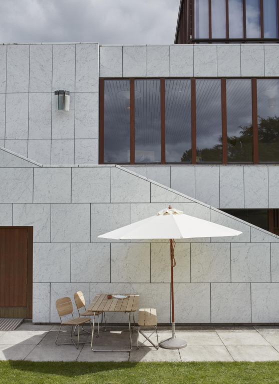 Fritz Hansen Messina parasol Ø270 Yellow Stripes